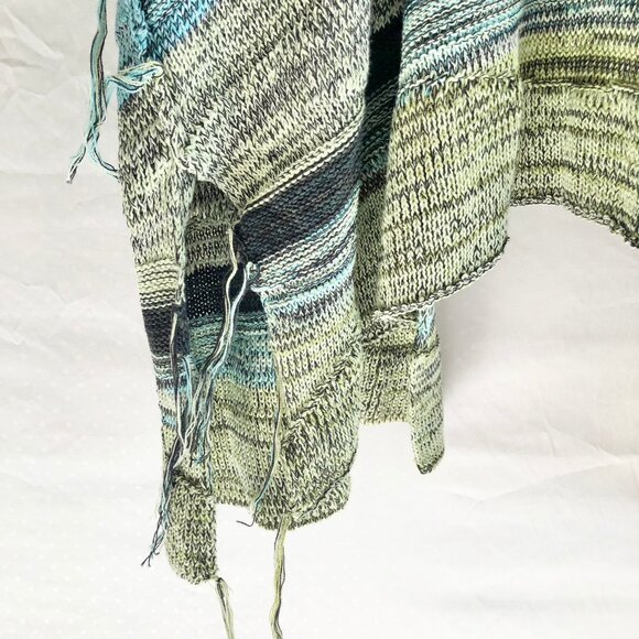 Goddis "Bullito Poolside" Fringe Sweater Knit Cover Up Speckled Knit Size S/M - Picture 10 of 13